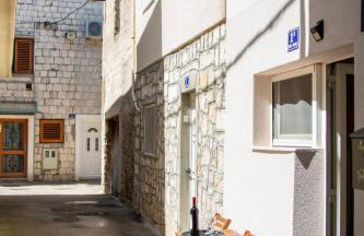 Studio apartman Mirela Kaštel Štafilić - Foto 18