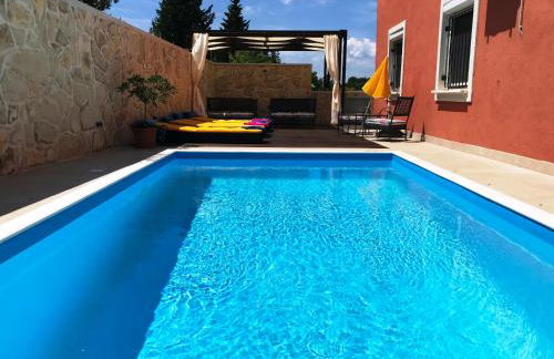 Duplex Apartment with Private Swimming Pool - Photo 3