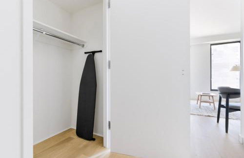 Blueground Chelsea rooftop pool nr High Line NYC-2145 - Foto 14