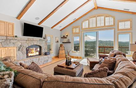 Hot Tub Fire Pit Game Room Amazing Deck Views Sky Canyon Lodge by AvantStay - Foto 4