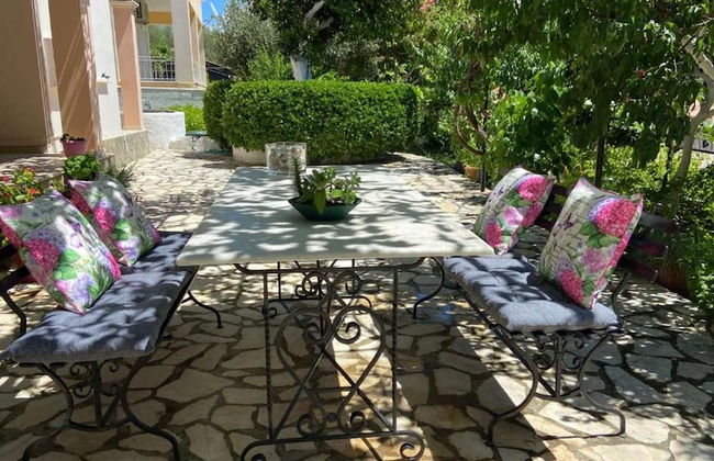 Green Yard Retreat - Family Getaway in Sidari Corfu - Foto 1