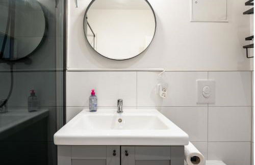 Cozy Retro Chic with Patio and Self Check-in - Foto 17