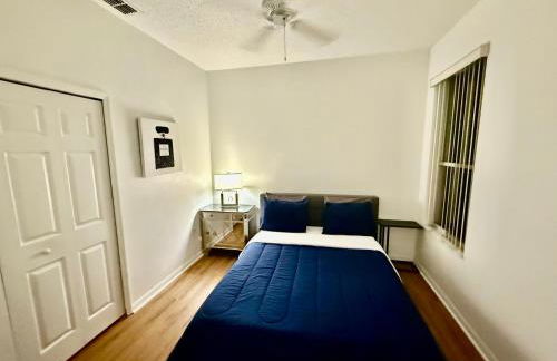 Grand Luxury 4BR Pool Home Near Disney Parks - Foto 18