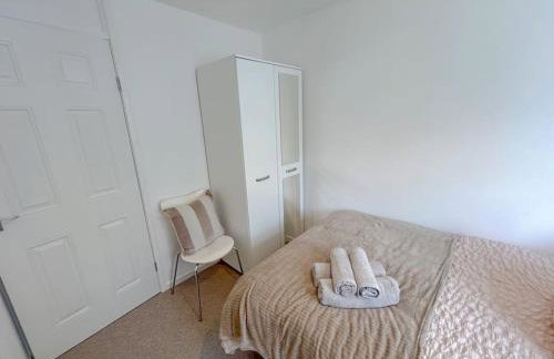 3 Double Bedrooms, Lancashire Townhouse, Free Parking - Foto 6