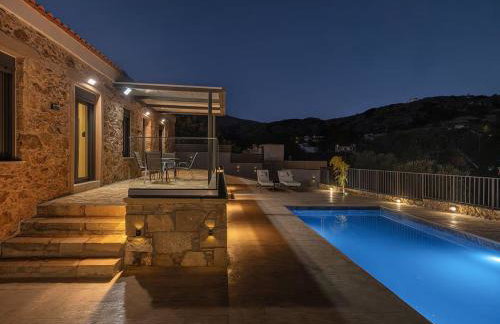 To Petrino Stone Mountain Retreat with Private Pool - Photo 13