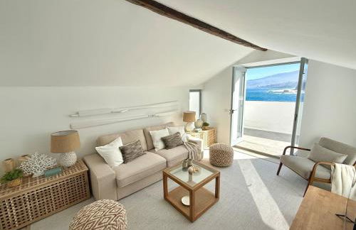 Casa Riva, Villa with Pool overlooking the Sea - Foto 3