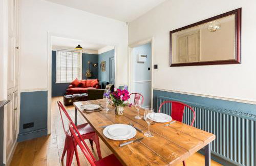 Stunning 2-bed Townhouse in Moreton-in-Marsh - Pass the Keys - Foto 45