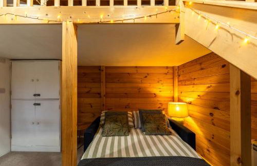 Walliswood Lodge - Wood Burner, Air Con & Wi-fi, Rural Retreat - Foto 68