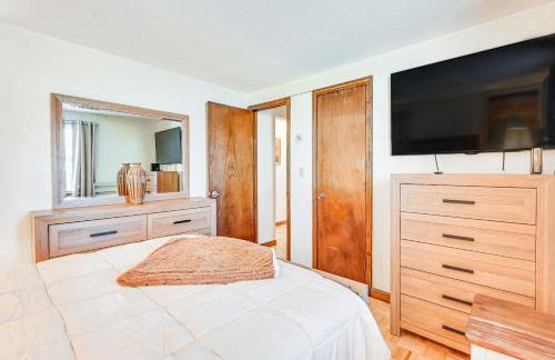 Vintage Windsor Home Private Yard and Covered Deck - Foto 16