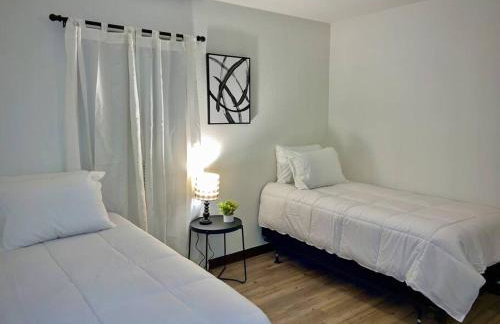 Chic & Cozy 2 bedroom - 1 bathroom - RATED BEST - Foto 30