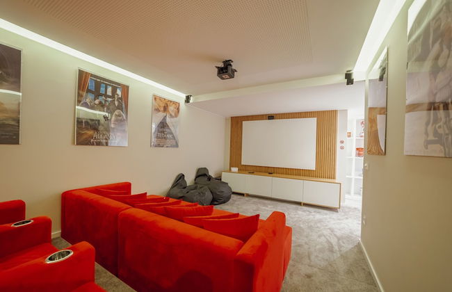 Pool Cinema Villa by Vacationy - Foto 7