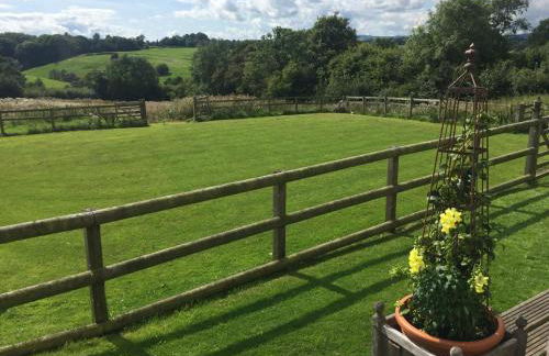 The Stable with cozy logburner - Foto 47