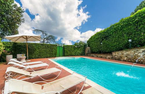 Holiday Home in Town Center with Pool, Garden, Hot Tub - Foto 22