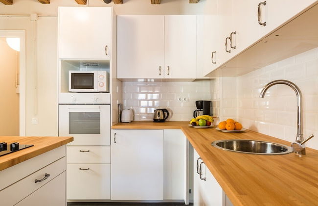 White Suite Barcelona - Photo 13