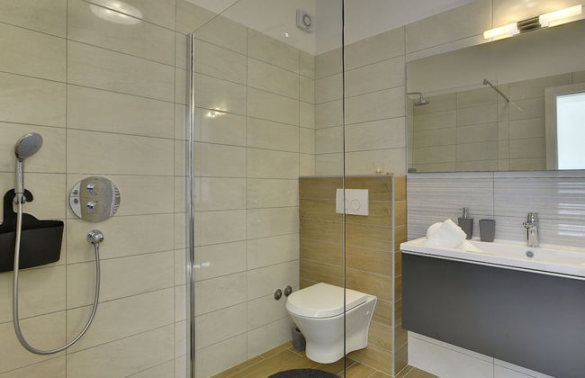 Beautiful Villa by the sea - Photo 17