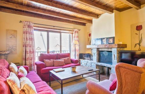 Baqueira Apartamentos Cota 1700 a pie de pistas - Photo 76