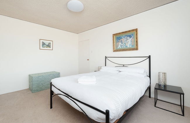 Absolute Water Front Coogee H331 - Photo 3