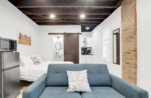 Housepitality - The Reichstag Suite - Modern - Foto 1