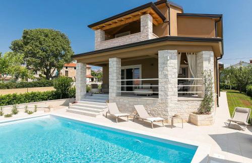 Traumhafte Villa mit beheizbarem Privatpool, Outdoor-Gym, Meerblick, in Umgebung von Weinbergen - Foto 39