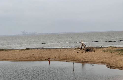 Coastal Nest - Premium flat,3 Minutes to the Beach - Foto 21