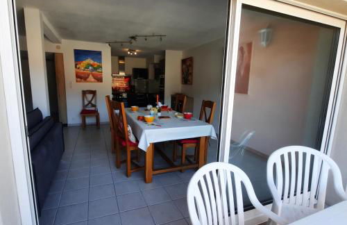 Les Romarins, appartement impeccable et son parking privé - Foto 14