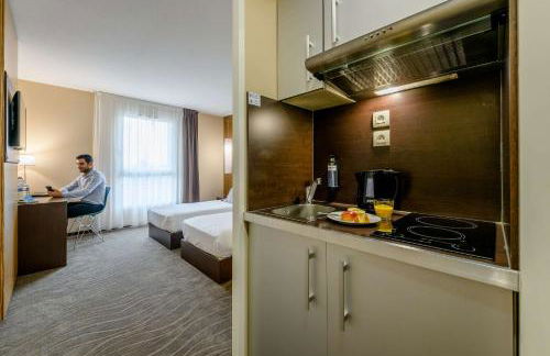 Comfort Aparthotel Bordeaux Begles Arena - Foto 15