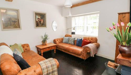 3 Bridge Villas - Photo 2