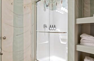 RiverNest - 1700 feet of Private Frontage on the Pemi River - 25 Acres, Sleeps 16, Close to Golf, Skiing, Hiking - Foto 63