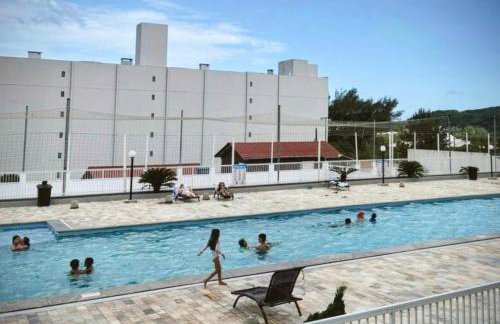 APARTAMENTO COM PISCINA - Mar Grosso- Laguna - Foto 14