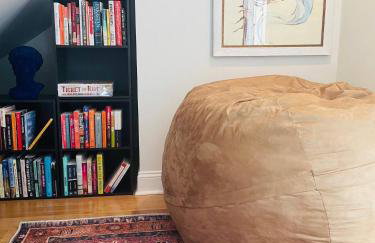 Huge Beach Bungalow- Yard, Beach Pass, King Beds - Foto 28