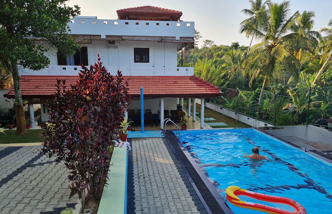 Villa Talpe Inviting 5 Bedrooms & Massage Pool - Photo 28