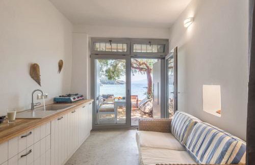 Casa del Mar Milos - on the beach - Foto 1