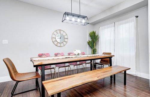 Indy Getaway - 5BR - Sleeps 16 - Arcade games - Perfect for families and groups - Foto 72