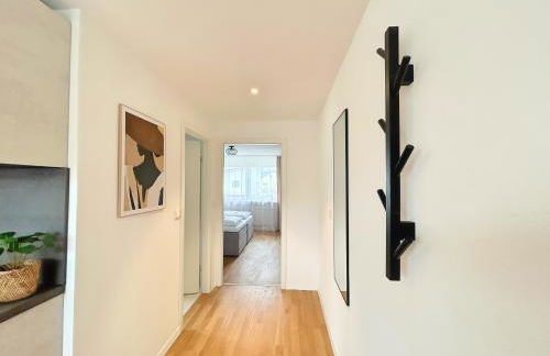 Basilisk Homes - in Grenzach-Wyhlen bei Basel - 4 x Moderne Fewos je 1bis2, 1bis4 oder 1bis6 Pers mit Küche und Balkon oder Terrasse - Parkplätze vorhanden - Foto 7