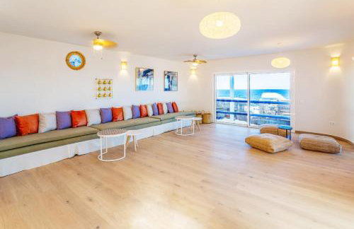 Boutique Beach Villa by Lanzarote Retreats - Private Pool - 1 min walk to Sea Pool - Photo 10