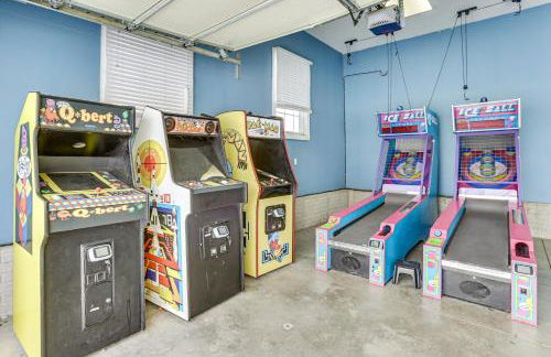 Family Home on 9 Acres! Climbing Wall and Gym - Foto 5