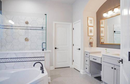 Helotes Serenity-Luxury 3bed/2.5 bath 2300 sq foot - Foto 28