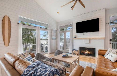 Sister Lakes Retreat Sleeps 17 Scenic View Hot Tub - Foto 12