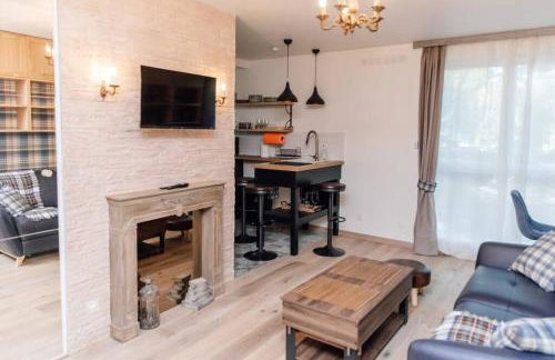 Studio design rénové/ Berges du Rhone - Photo 3