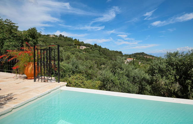 Bee Tree Villa in Corfu - Photo 27