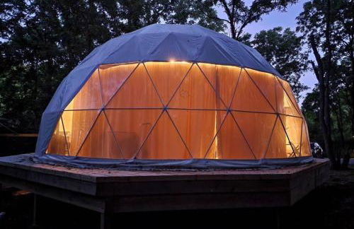 Bunny Bungalow Romantic Getaway in a Spacious Geodome - Foto 35