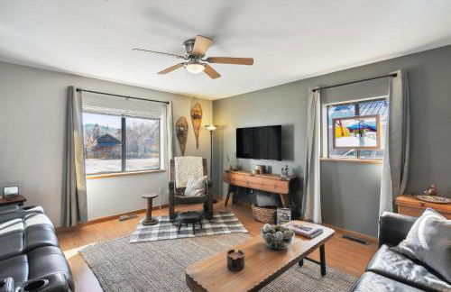 Single Tree Cottage - Walk to Downtown Chama! - Foto 1