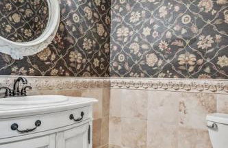 Immerse in Luxury Grand 5BR Lakefront Haven Views - Foto 19