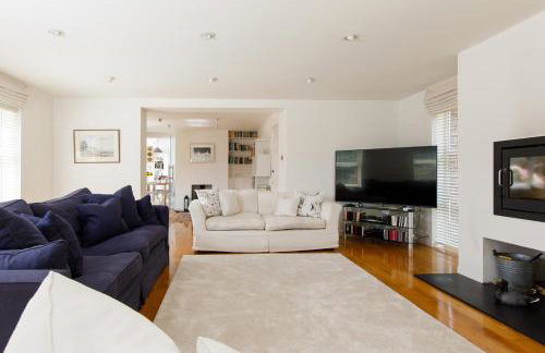 Secluded Rural Retreat Close to Beach - Sleeps 12 - Foto 52