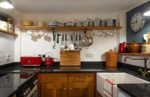 The Old Scullery - Photo 20