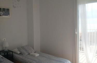 Bonito apartamento con piscina cerca de la playa. - Foto 34