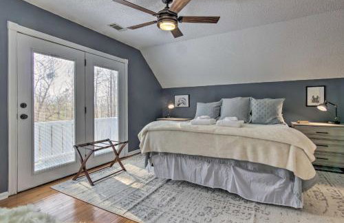 Blue Ridge Retreat with Mountain Views and Deck - Foto 11