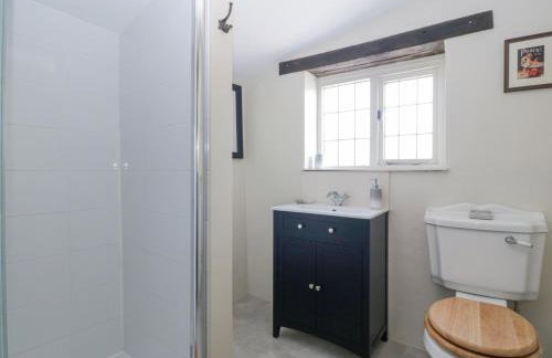 White Haywood Farmhouse - Photo 26