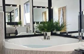 CASA8070 - Exklusive große Maisonette-Wohnung 91 qm für Familien, Gruppen, Geschäftsreisende, inklusive Parkplatz, WLAN, Kaffee und Tee, voll ausgestattet für 1 bis 9 Personen, zentrumsnah an der Autobahn A9 Ingolstadt-Süd - Photo 38