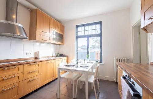 Grosse-Monteurwohnung-in-Villa-4-Zimmer-8-Personen-WLAN-TV-Kueche-Ahrensburg-Naehe-Hamburg-AGRP1202 - Photo 11